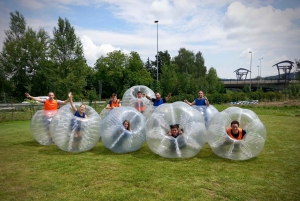 Prag: Bubble Football und Bogenschießen als Kombi-Erlebnis