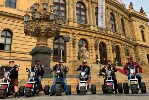 Prag: City Highlights Geführte Elektro-Dreirad Tour