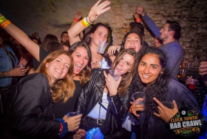 Praga: Passeio de bar em bar na Torre do Relógio terminando na maior balada da cidade