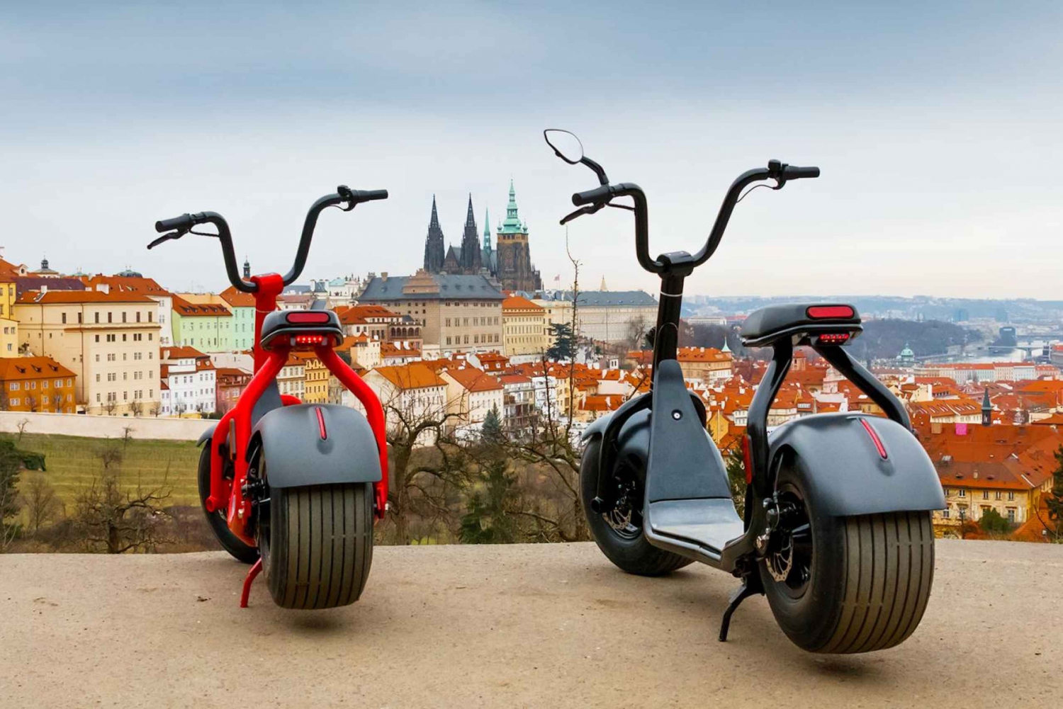 Prag: Fat Tire Fat Tire E-Scooter Guidad tur