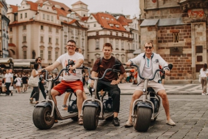 Praga: Tour guidato in e-scooter con pneumatici grassi