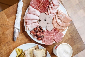 Prag: Geführter Rundgang mit Verkostung von Bier und Speisen