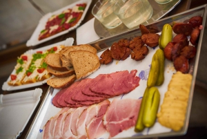 Prag: Geführter Rundgang mit Verkostung von Bier und Speisen