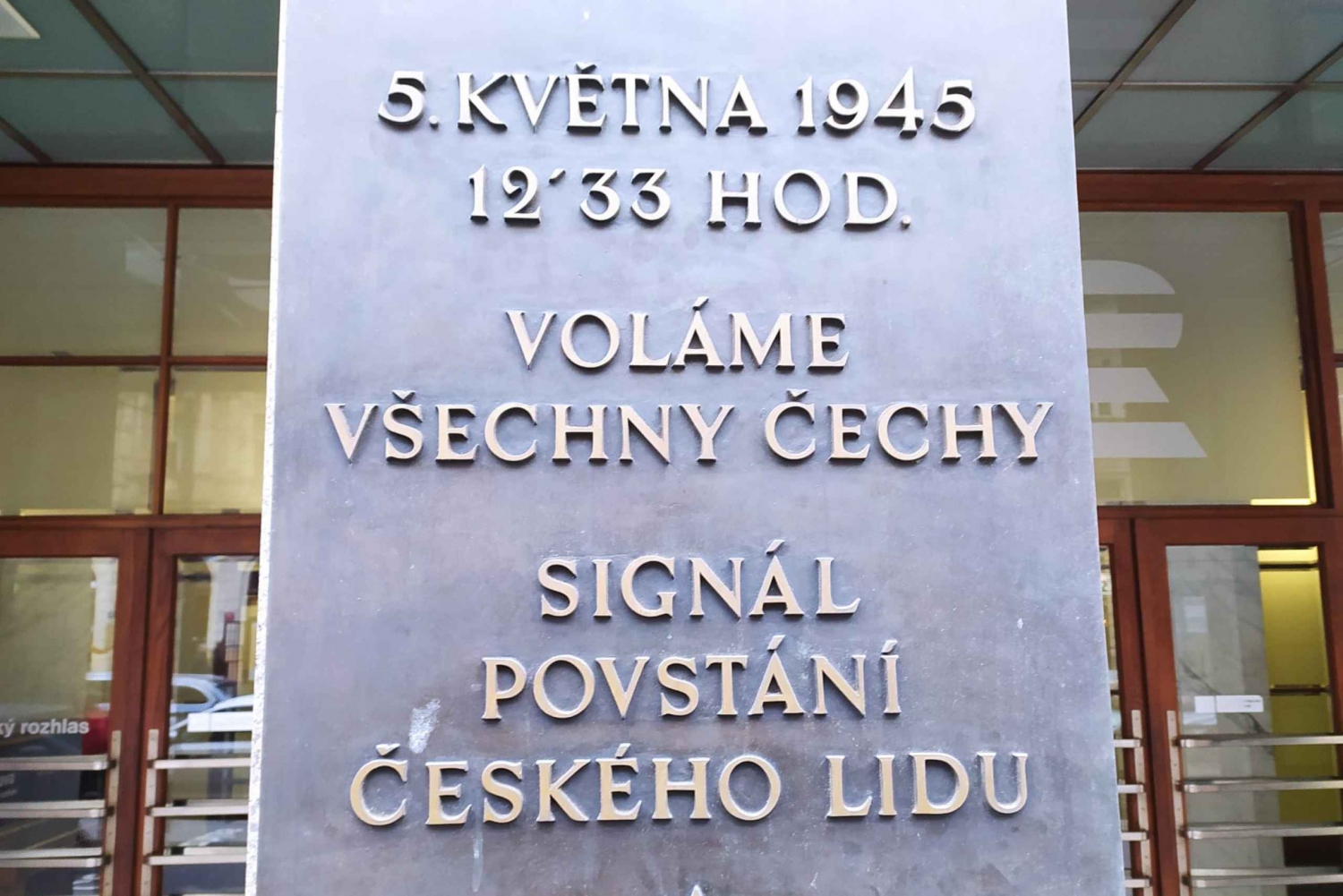 プラハ：第二次世界大戦に焦点を当てた歴史ウォーキング ツアー