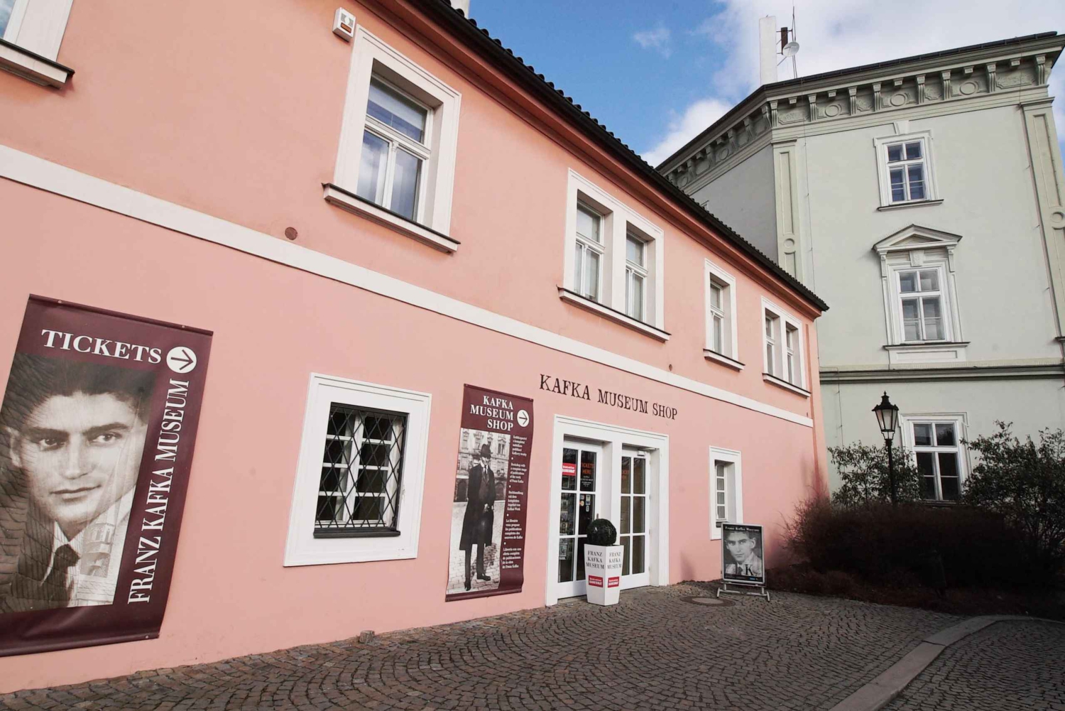 Прага: входной билет в музей Кафки