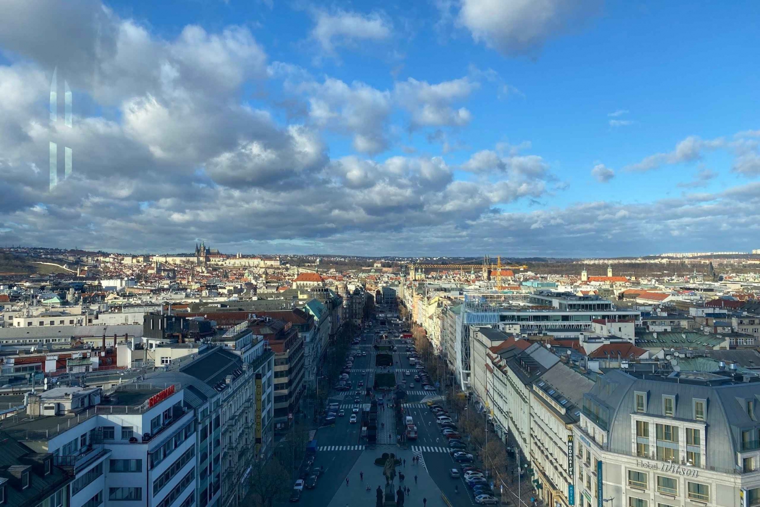 Prag: Selbstgeführte Tour mit versteckten Juwelen und geheimnisvollen ...