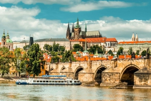 Prag - sightseeing Sightseeingkryssning på floden Vltava