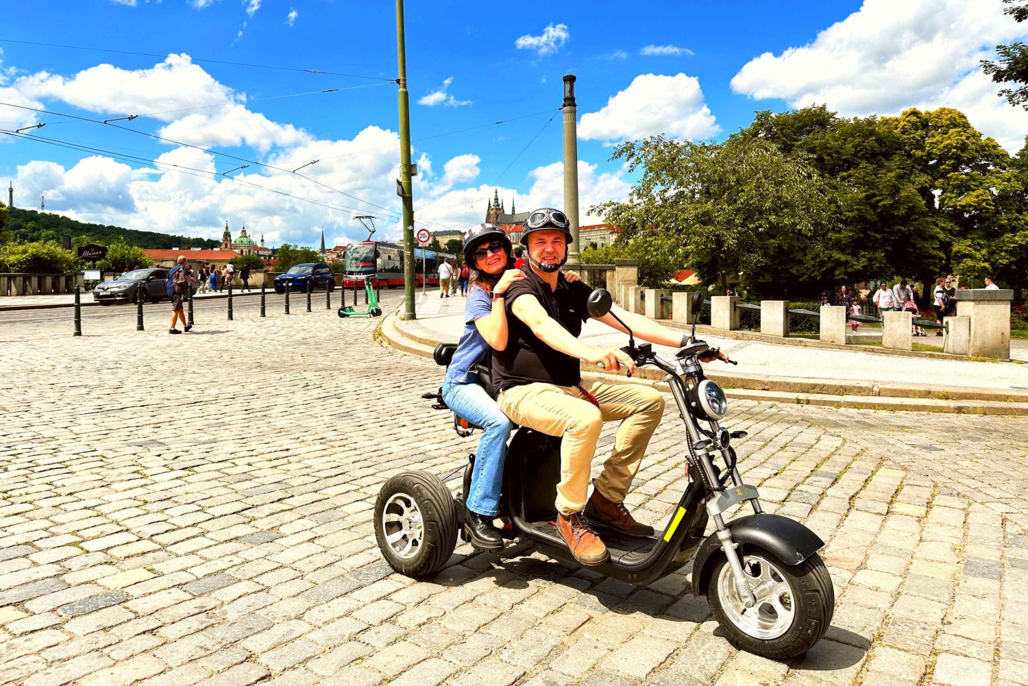 De beste ❤️ Trike Praag stadsrondleiding live met gids in het Engels