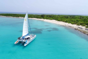 From Fajardo: Icacos Island Full-Day Catamaran Trip