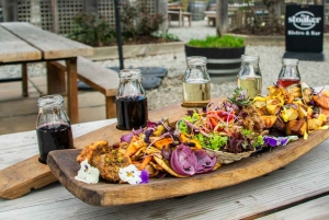 ランチとワインの試飲付きのグルメフード＆ワインツアー