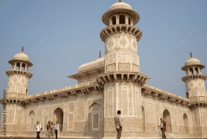 バンガロール：ゴールデン トライアングル 3日ツアー（デリー、アグラ、ジャイプール）