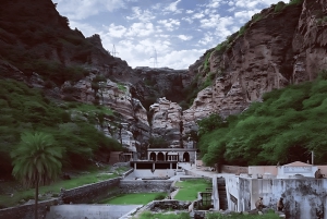 Bundi: biglietto per il safari in jeep nella riserva delle tigri di Ramgarh Vishdhari