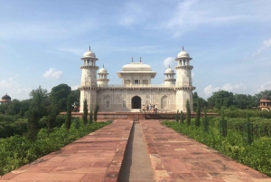 Delhi : excursion privée de 5 jours au Triangle d'Or avec guide et entrée