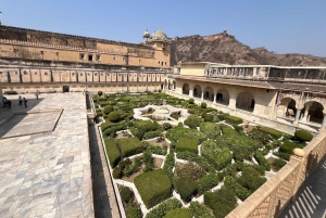 Delhi: 6-Day Golden Triangle Tour with Varanasi