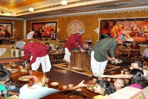 City tour noturno em Jaipur e jantar em Chokhi Dhani