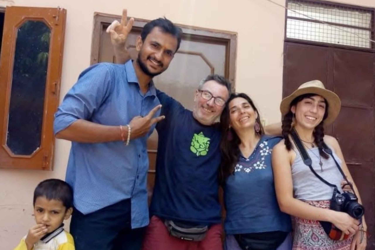 ジャイプル体験：ジュエリー作り＆石細工（ランチ付き）