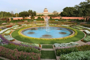 From Delhi: Private Taj Mahal and Agra City Tour by Suv Car