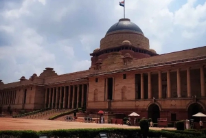 From Delhi: Private Taj Mahal and Agra City Tour by Suv Car