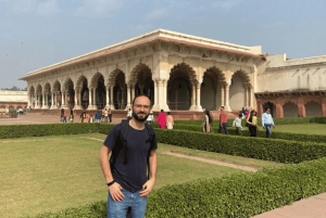 From Delhi: Taj Mahal & Agra Tour by Gatimaan Express Train