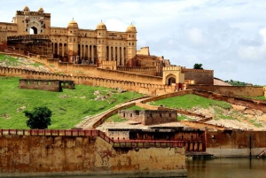 From Jaipur: 6-Day Luxury Rajasthan Tour with by Car