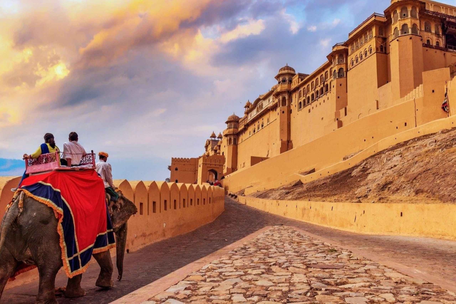 New Delhistä: 7 päivän kultainen kolmiokierros Diwalin kanssa