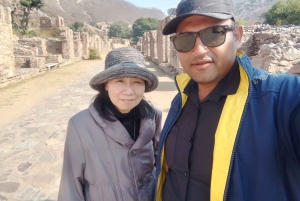 Jaipur: Chand Baori & Bhangarh Fort tour - All Inclusive