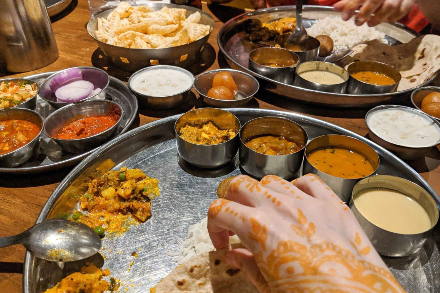 Jaipur: Markedstur, madlavningskursus og måltid med familie