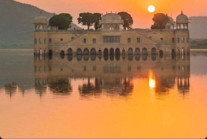 Джайпур: частная экскурсия по городу на автомобиле или тук-туке