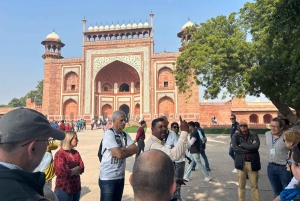 Jaipur : Lever de soleil privé sur le Tajmahal depuis Jaipur en voiture
