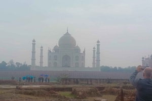 Jaipur : Lever de soleil privé sur le Tajmahal depuis Jaipur en voiture