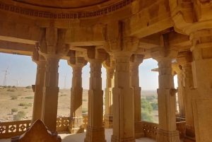 Jaisalmer: tour guiado por Bada Bagh con recogida