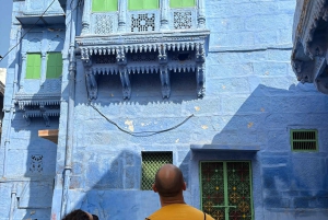 Tour a piedi di Jodhpur, la città blu, con servizio navetta