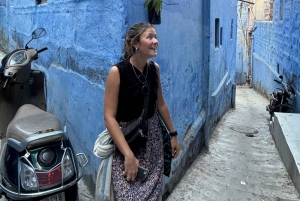 Tour a piedi di Jodhpur, la città blu, con servizio navetta