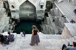 Tour a piedi di Jodhpur, la città blu, con servizio navetta