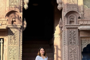 Tour a piedi di Jodhpur, la città blu, con servizio navetta