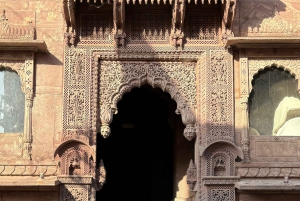 Tour a piedi di Jodhpur, la città blu, con servizio navetta