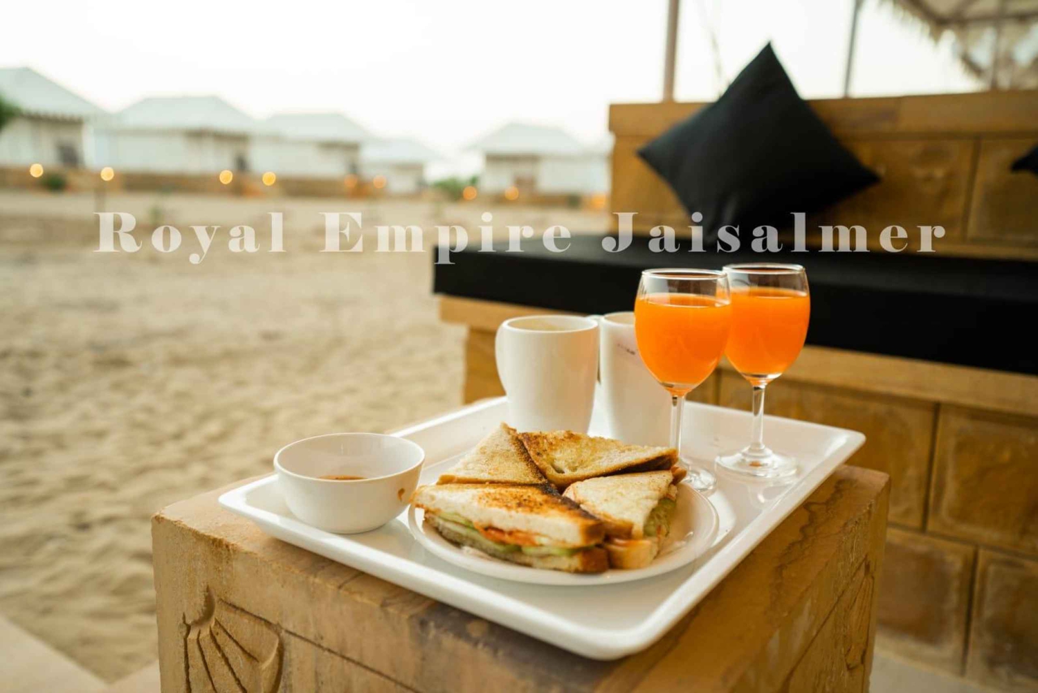 Campeggio di lusso nel mezzo del deserto del Thar.