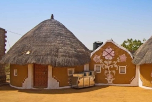 Experiencia Privada de los Pueblos Bishnoi con Safari en Camello