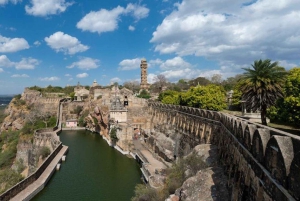 Transfer von Udaipur nach Pushkar über Chittorgarh Fort