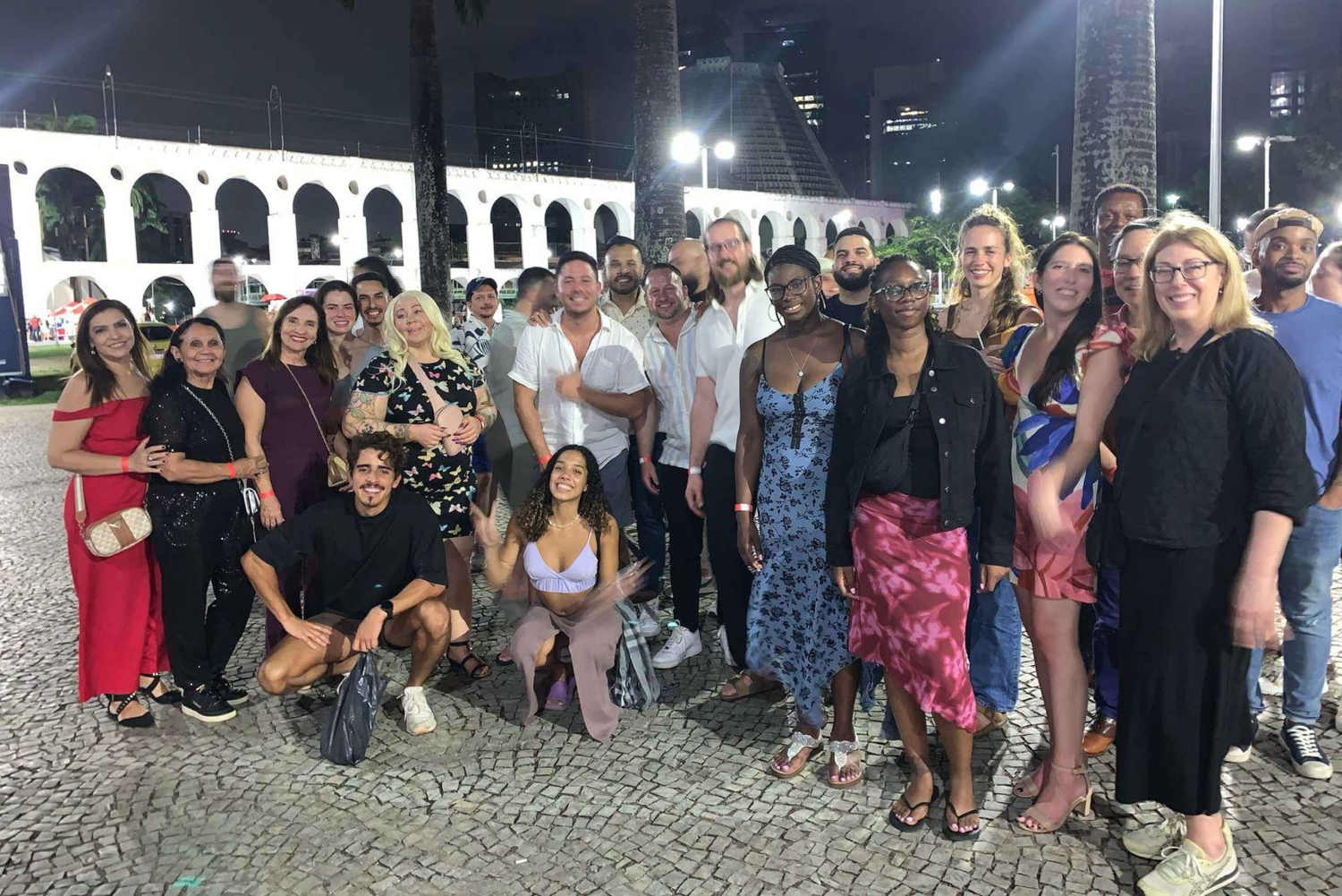 Rio: Lapa Pub Crawl with Live Samba and Shots