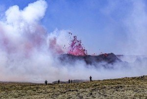 From Reykjavík: Volcanoes and Blue Lagoon Day Trip