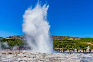 Reykjavik: Golden Circle Day Trip with Snowmobile Adventure
