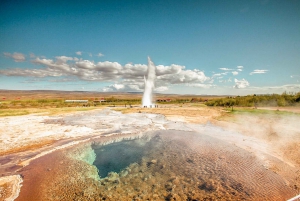 Reykjavik: Golden Circle Full-Day Tour with Kerid Crater