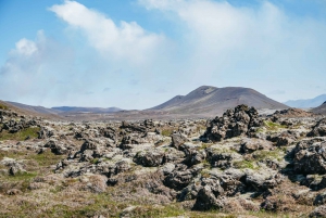 Reykjavik: Guided Hike to New Active Volcano Litli Hrutur