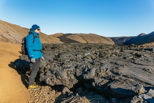 Reykjavik: Guided Hike to New Active Volcano Litli Hrutur