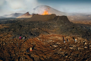 Reykjavik: Guided Hike to New Active Volcano Litli Hrutur