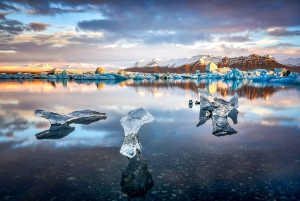 Reykjavik: Jökulsárlón Glacier Lagoon Full-Day Guided Trip