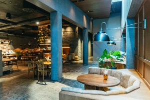 Reykjavik: Sky Lagoon Admission with Transfer