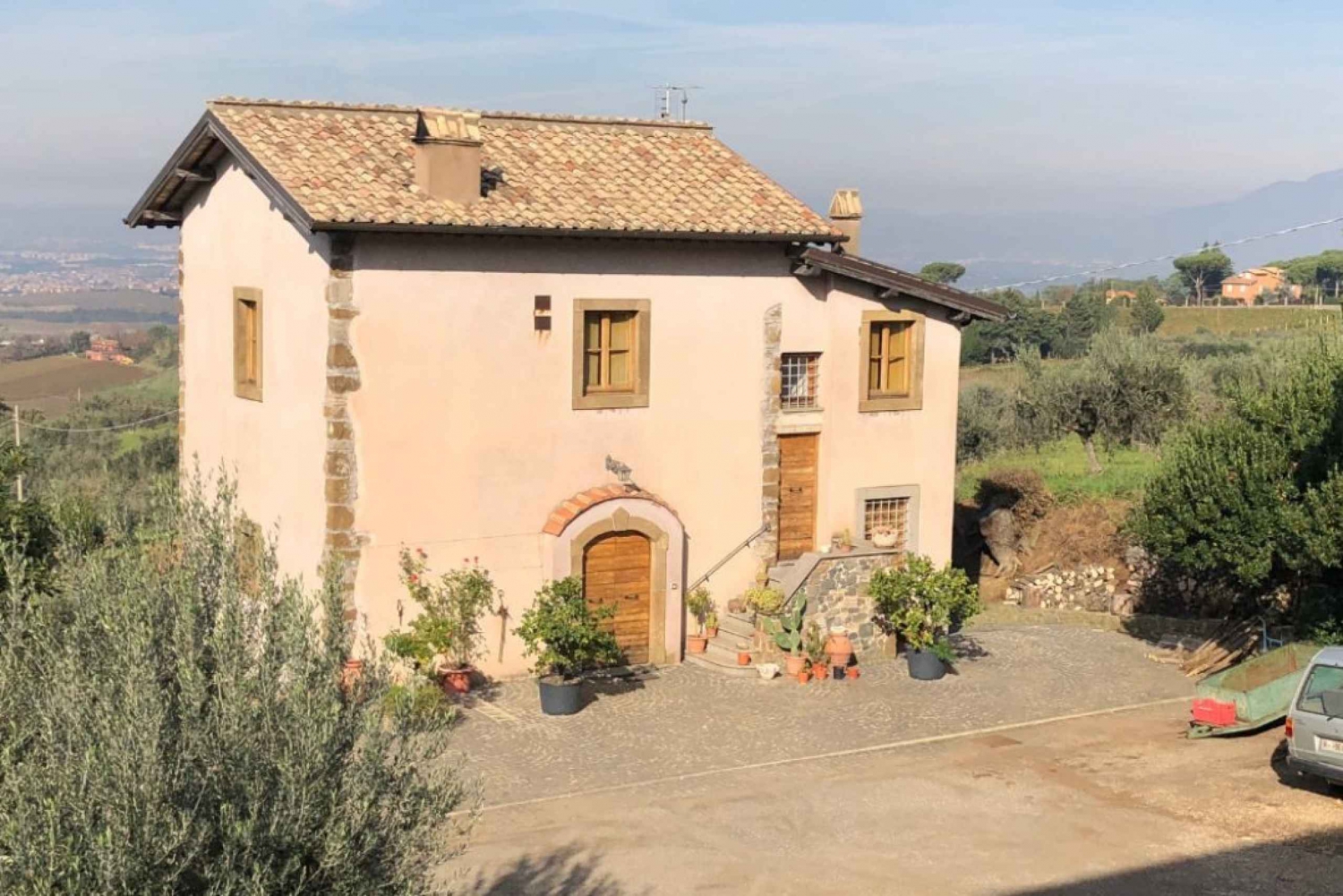 Frascatin viinitie Roomasta: Lounas