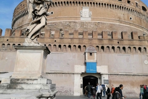 Из порта Чивитавеккья: Однодневная экскурсия с гидом 'Рим за один день